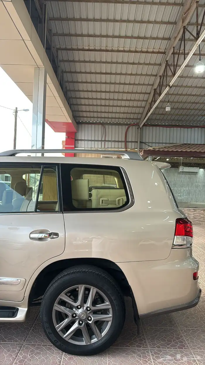 لكزس LX570 سعودي 2014 14