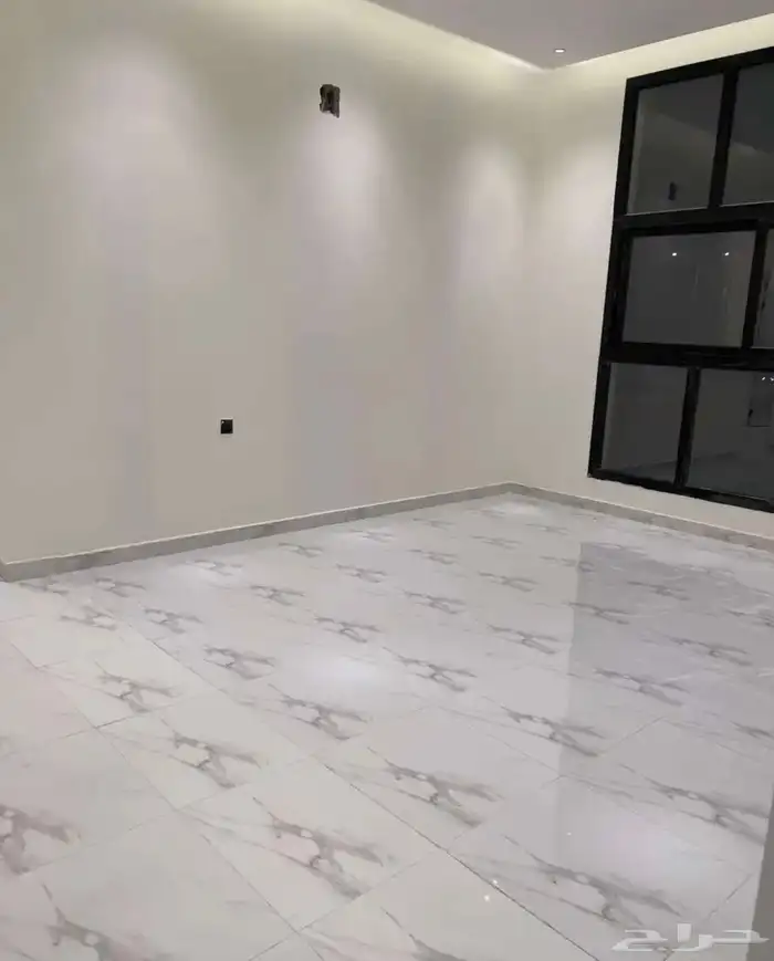شقة للإيجار حي عكاظ 11