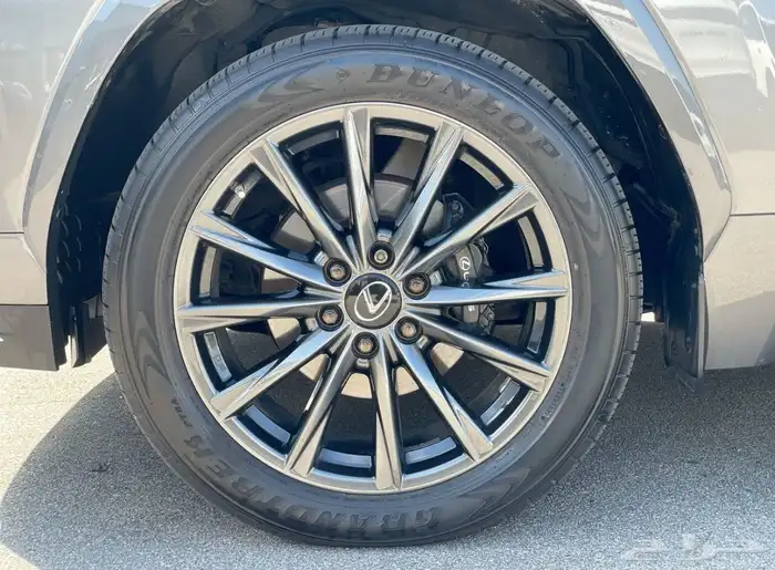لكزس lx 600 4