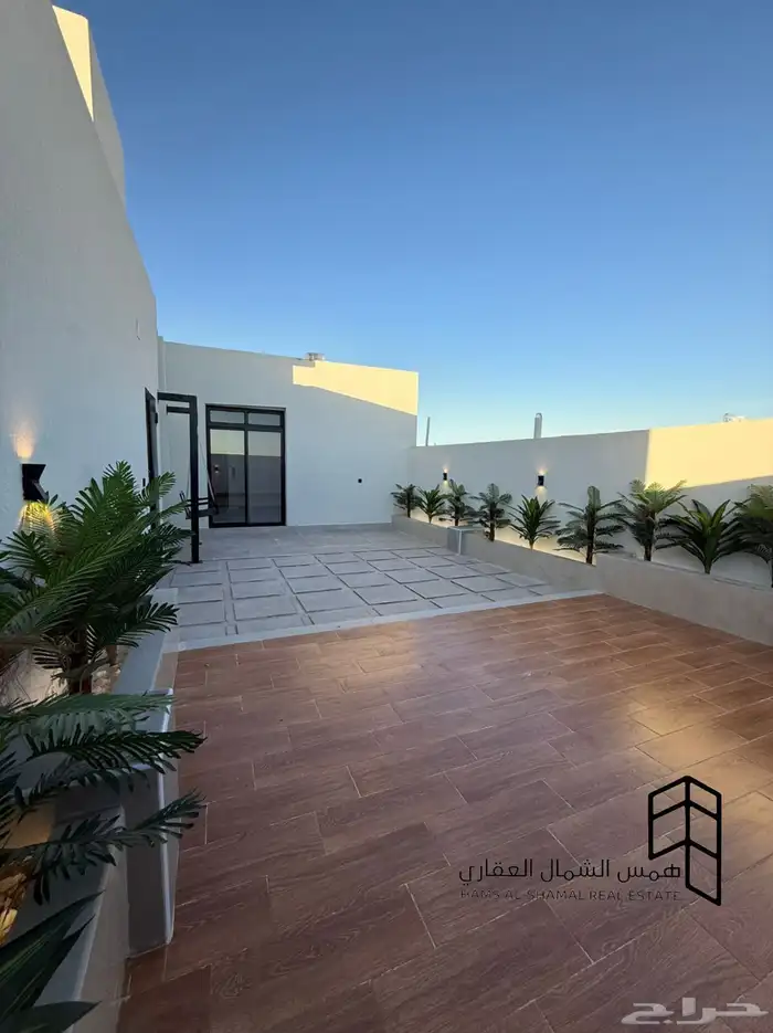 للبيع فيلا روف علوي حي الشفا بمدخل خاص 11