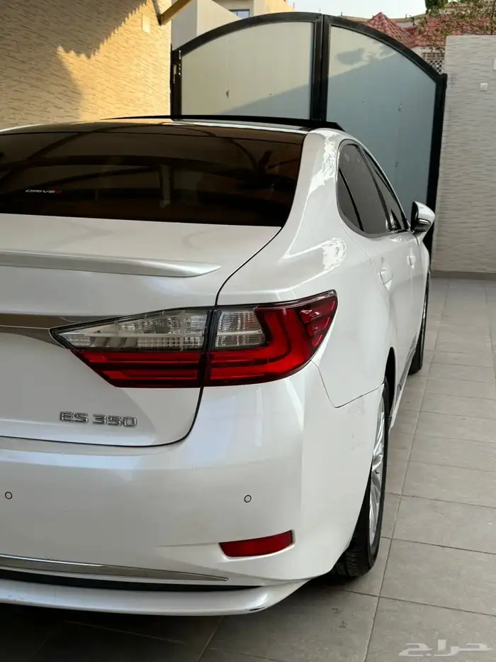 لكزس ES 350 2017 وكالة 6