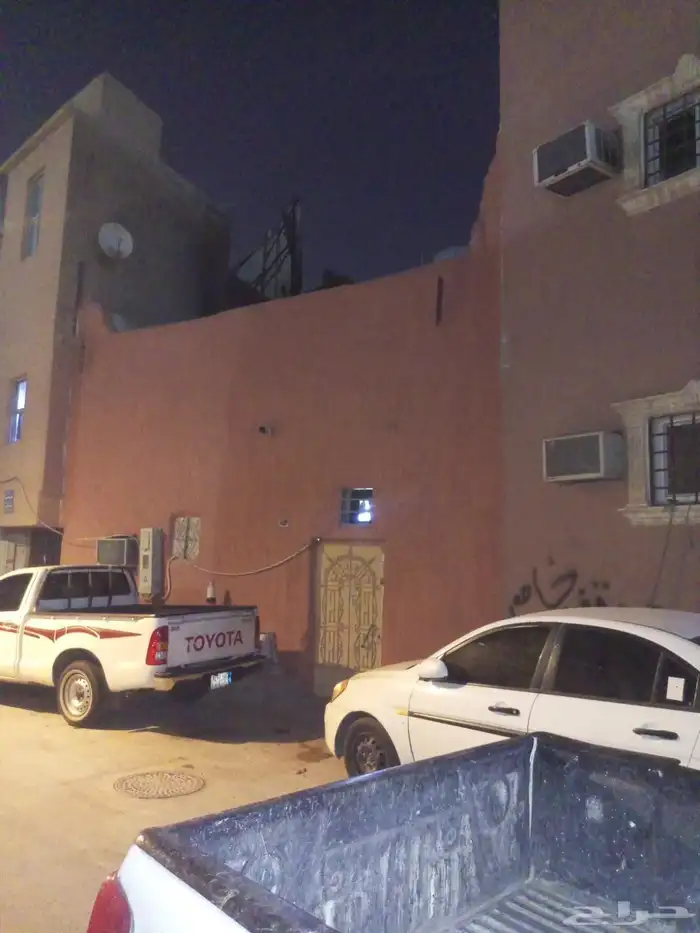 للبيع بيت شعبي وسط الرياض سكيرينة 2