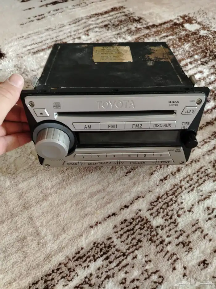 للبيع شاشه ومسجل اف جي وغطاء سبير على السسوم 2
