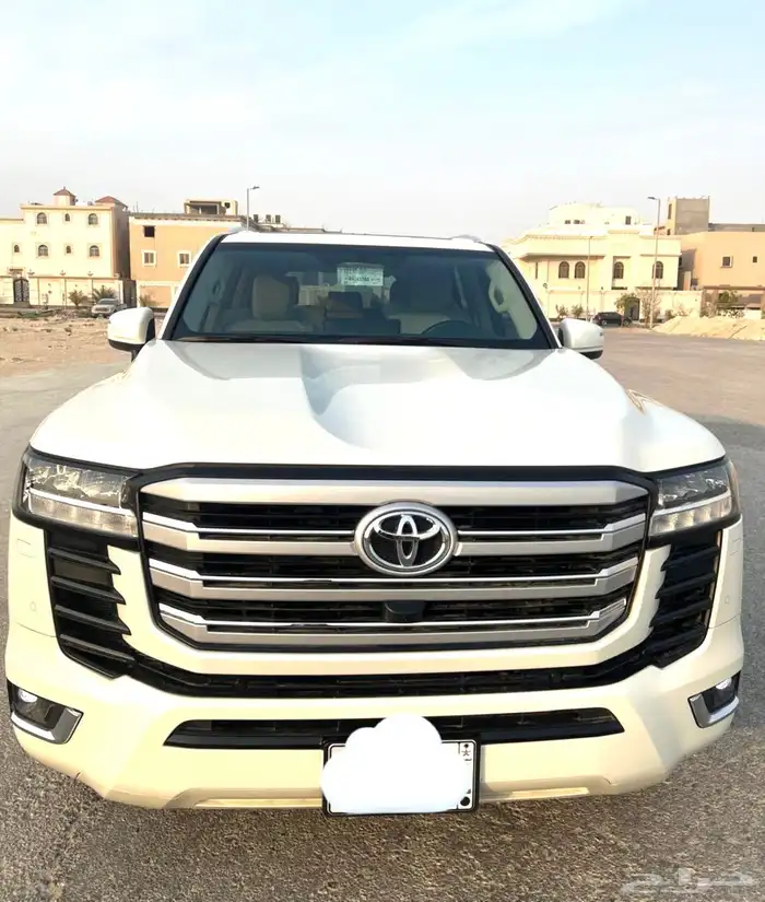 لاندكروزر 2024 رقم 4 وكاله ممشى 27000 7