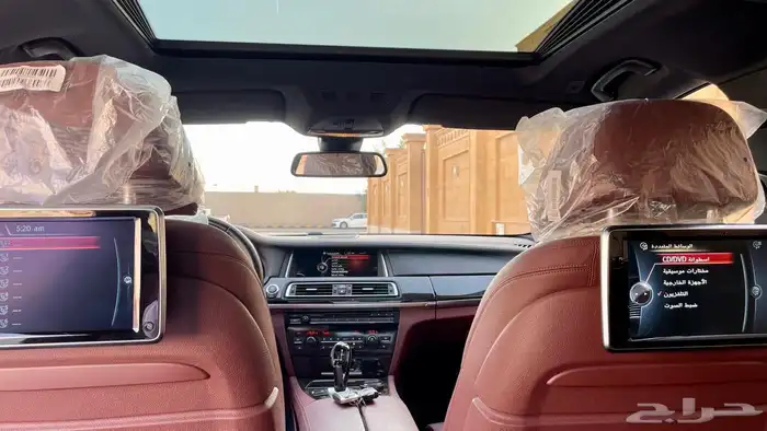 بي ام دبليو 750 2015 22