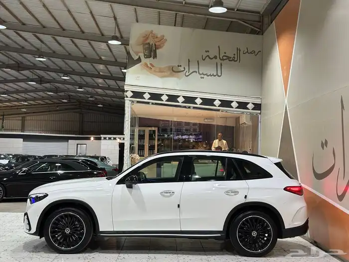 مرسيدس GLC300 2023 AMG . رصد الفخامة 7