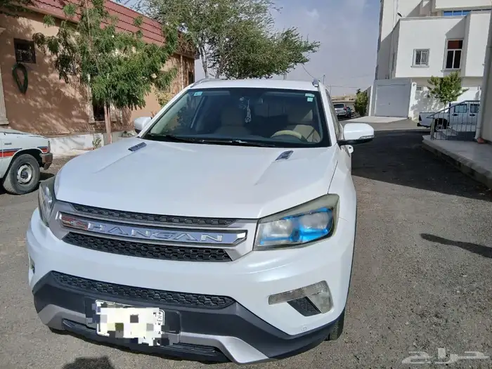 سيارة شانجان CS75 0