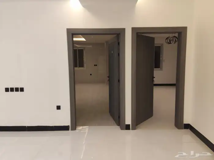 مصنع أبواب درفة wpc سعر 888 ريال شامل المسكه والكيلون 17