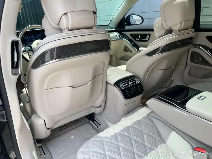 مرسيدس S580 12