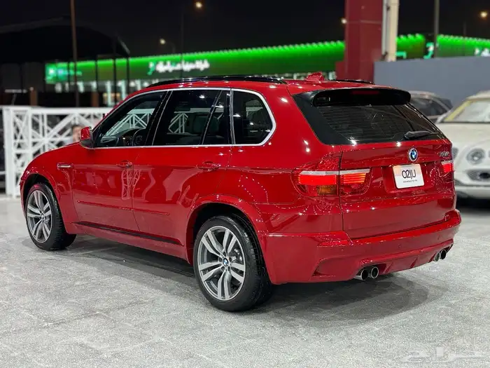 بي إم دبليو X5 M موديل 2010 3