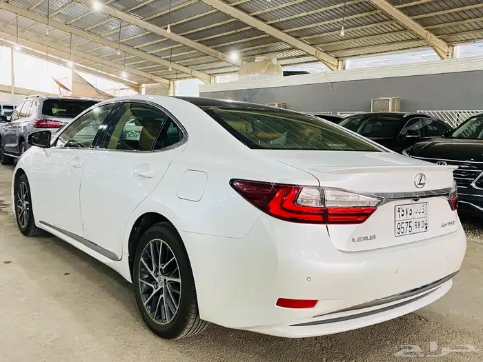 لكزس ES350 بحالة ممتازه (( CC )) 2015 5