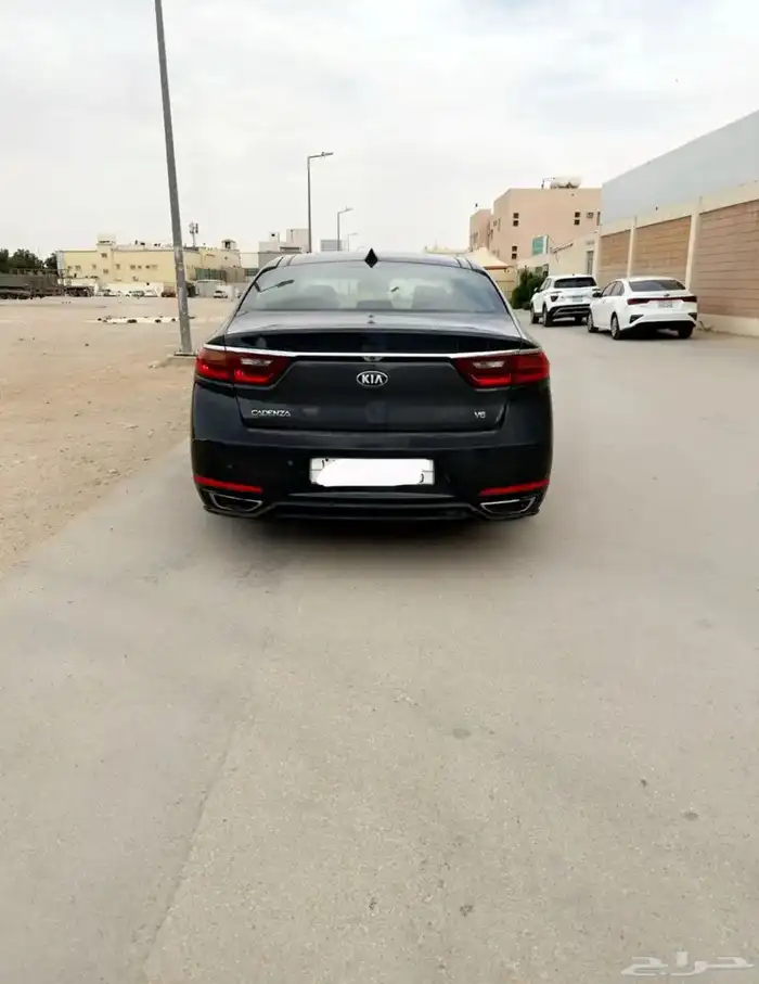 كيا كادينزا نص فل2018 0