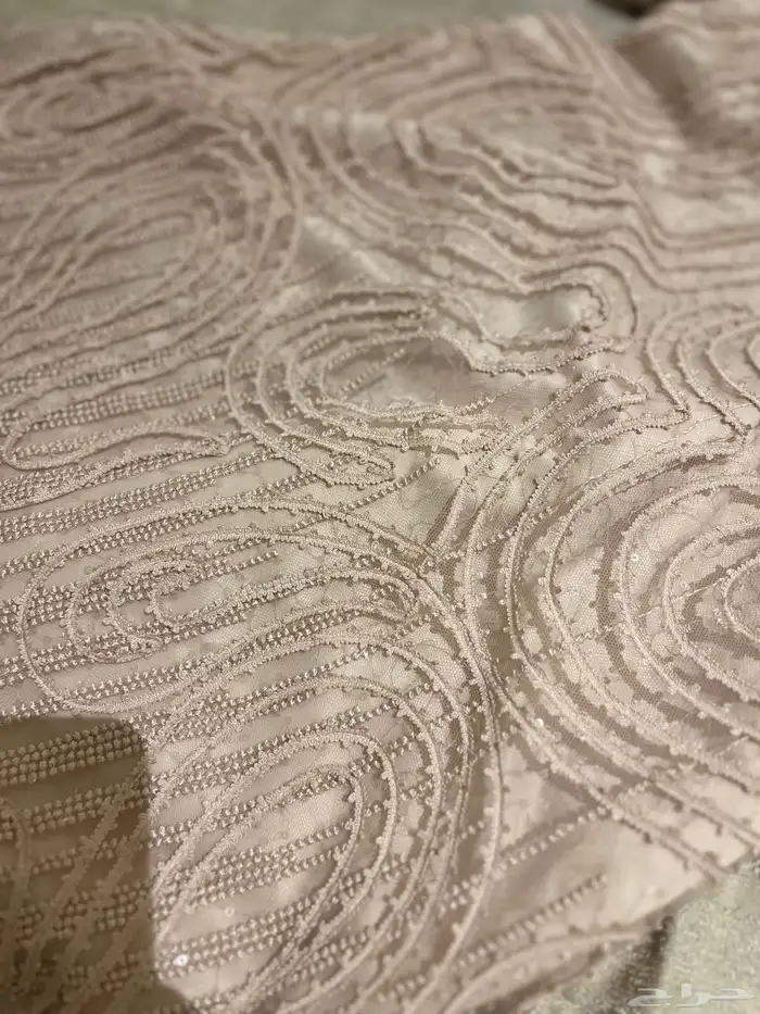 فستان شبه جديد ب 100 ريال 3