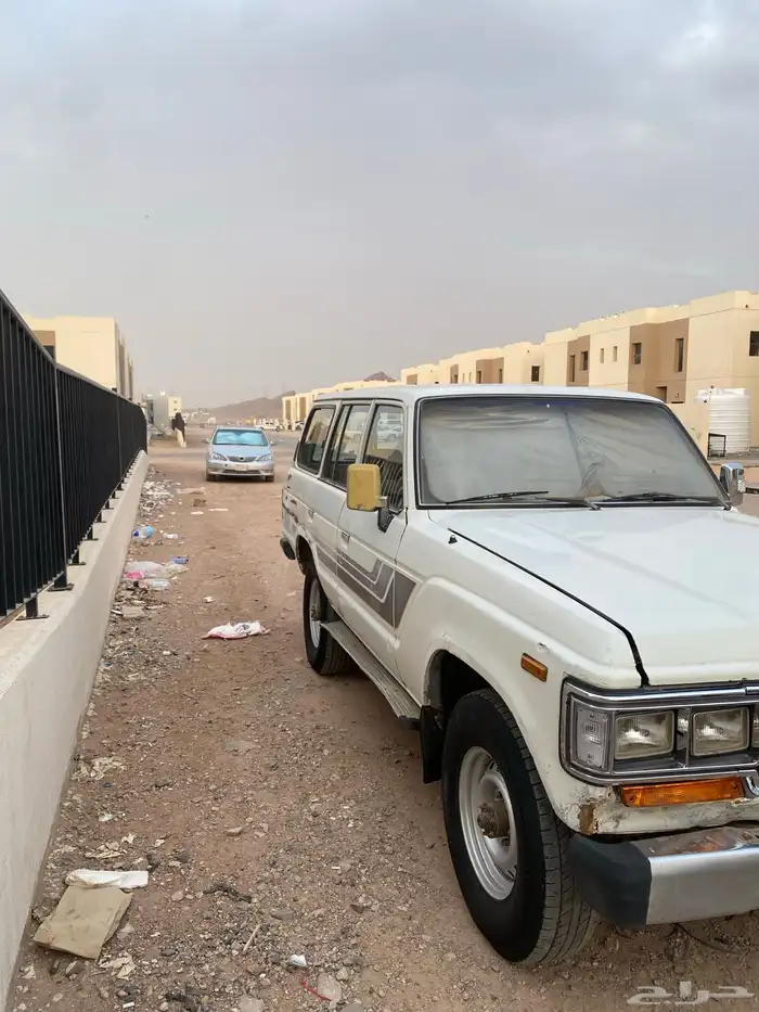 جيب صالون مديل 1989 4