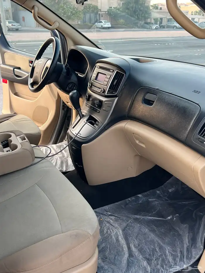للبيع هونداي اتش1 2018 4