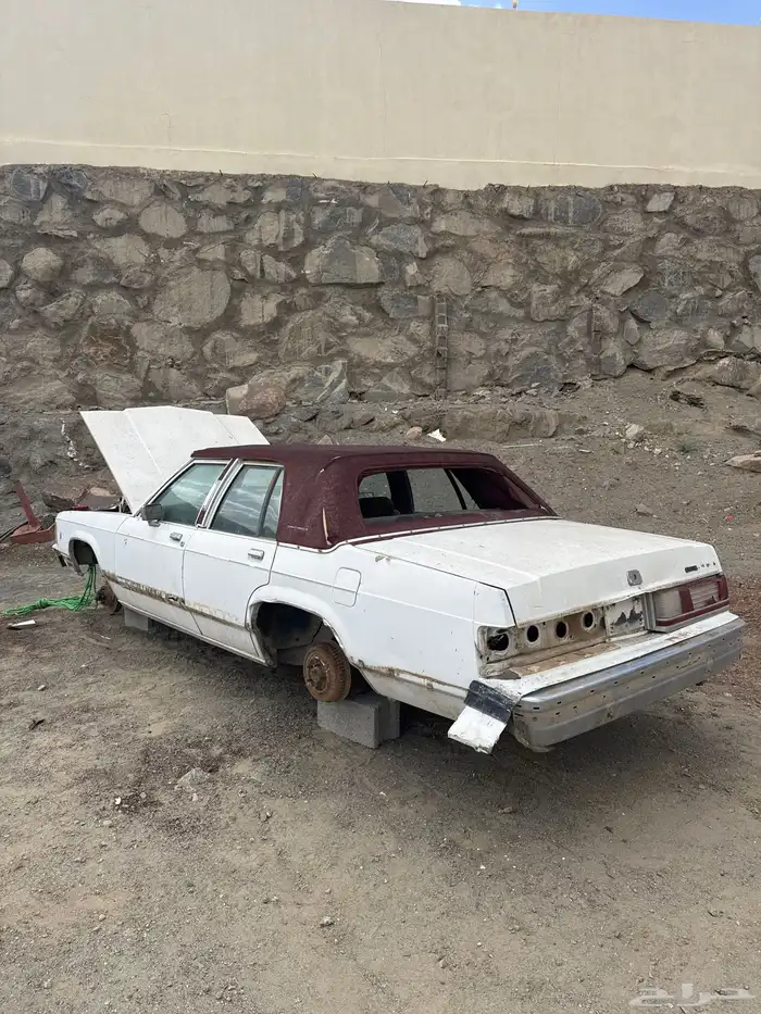 قطع فورد ماركيز قديم 4