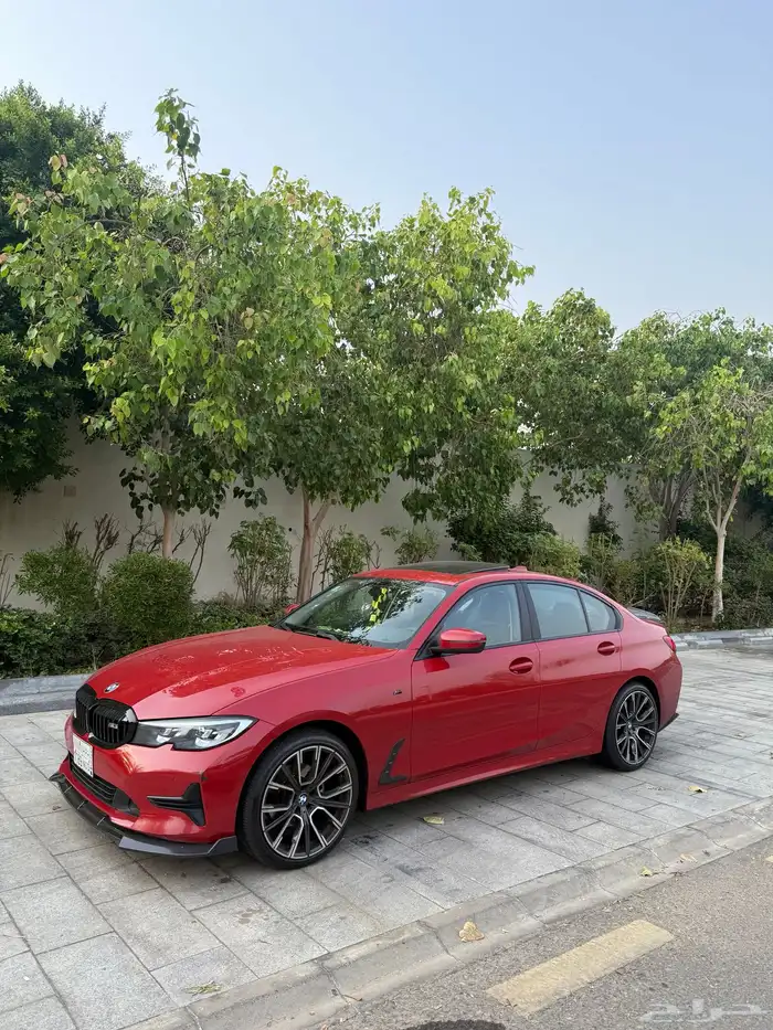 للبيع بي ام دبليو 320i موديل 2021 4