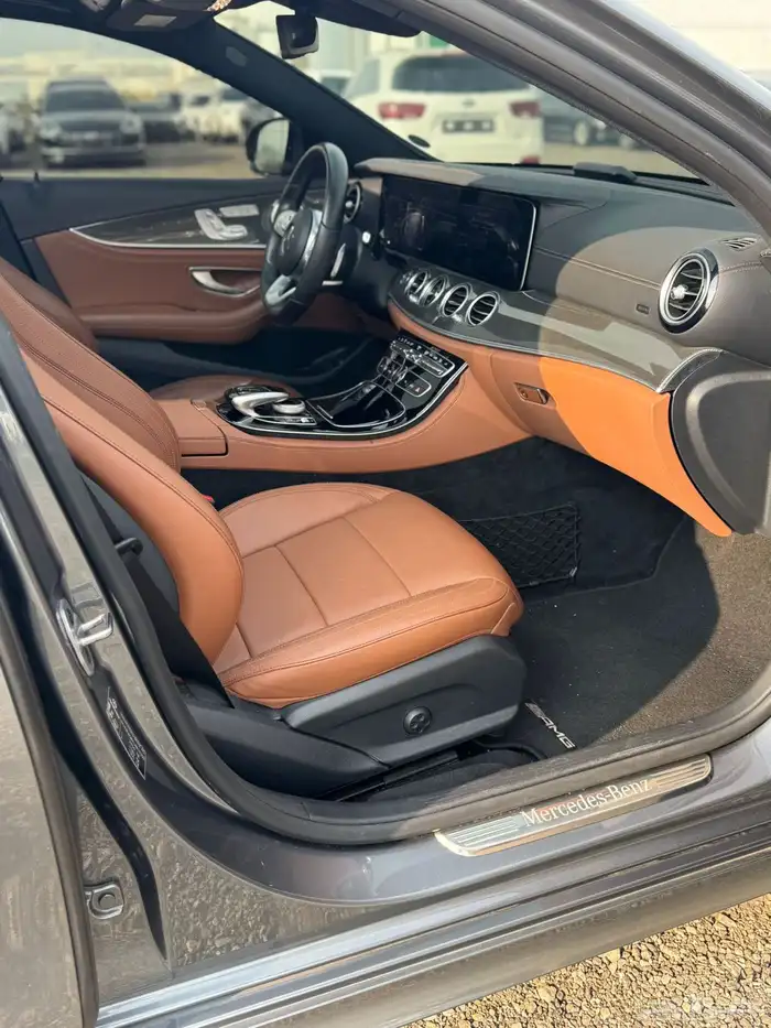 مرسيدس E350 موديل 2020 فل كامل 3 ازرار (بحاله ممتازه) 15