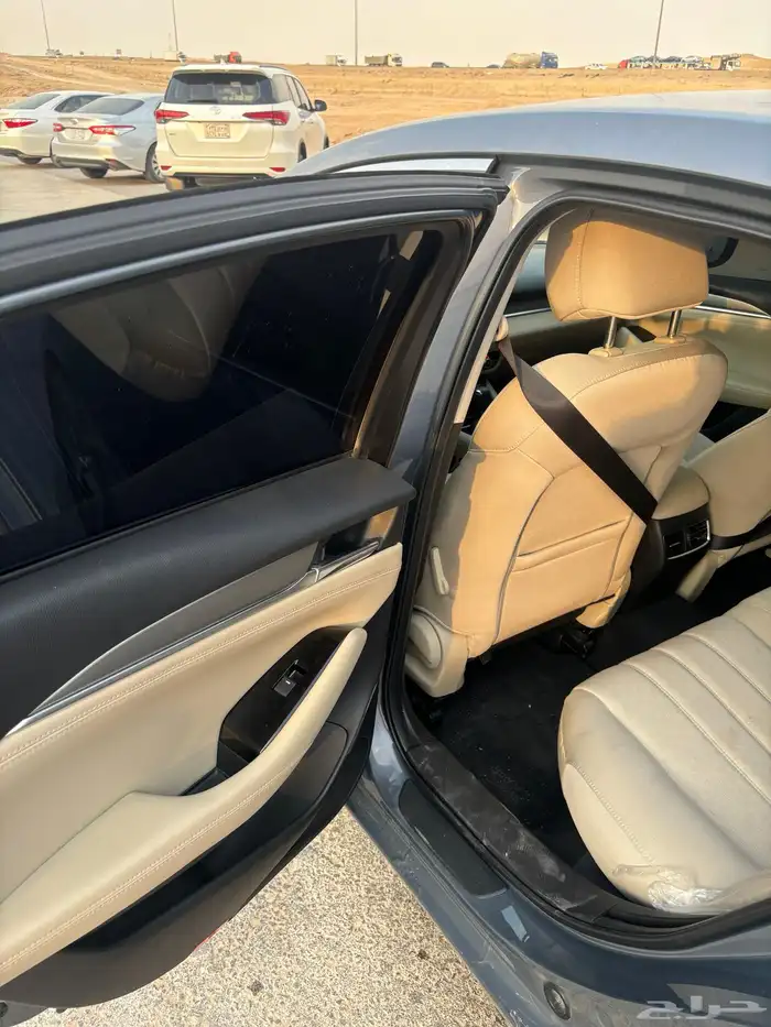 للبيع مازدا 6 2023 نظيف اللون رمادي الموتر نظيف شرط 6