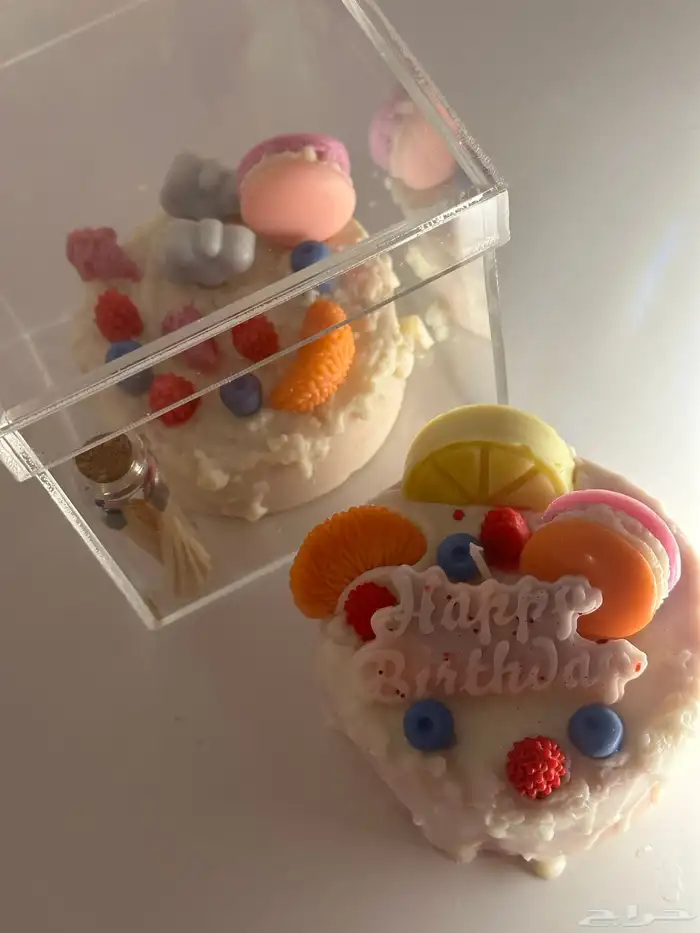 شموع بشكل كيكات مناسبة للاهداء candle cake 2