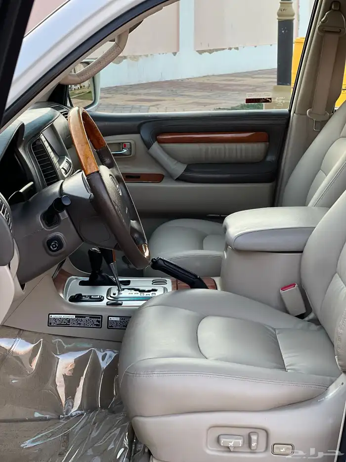 لكزس LX470 2006 12
