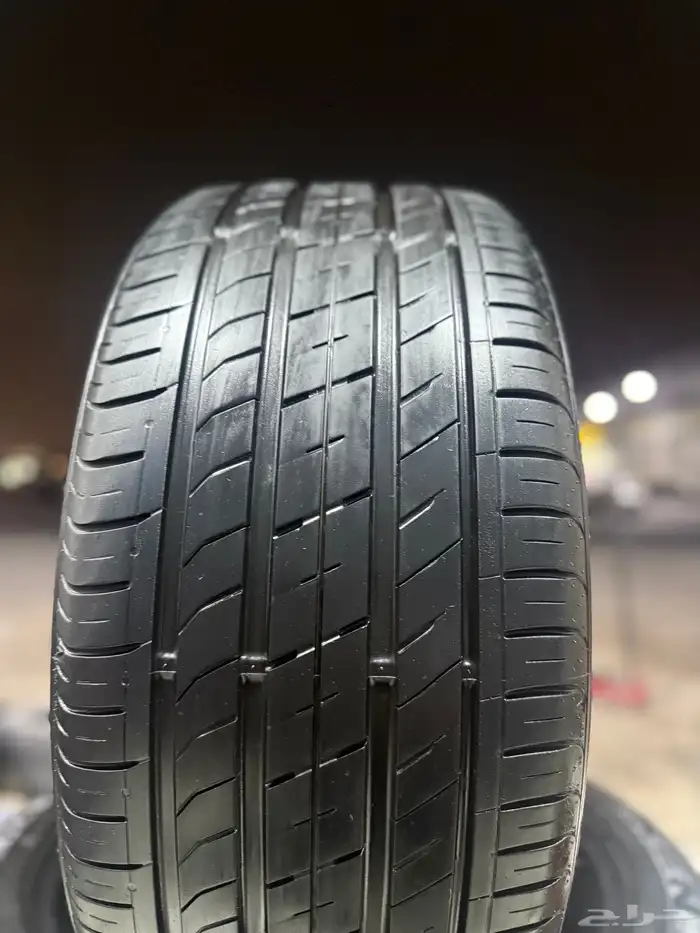 كفرات بي إم دبليووجنسس امامي وخلفي مستخدمةنضيفةجدا  275 40 19 0