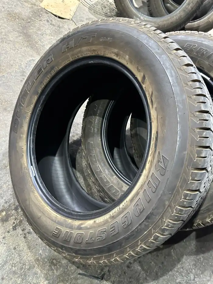 كفرات برجست ون وكاله نيسان بلاتينيوم مقاس 275 60 20 13