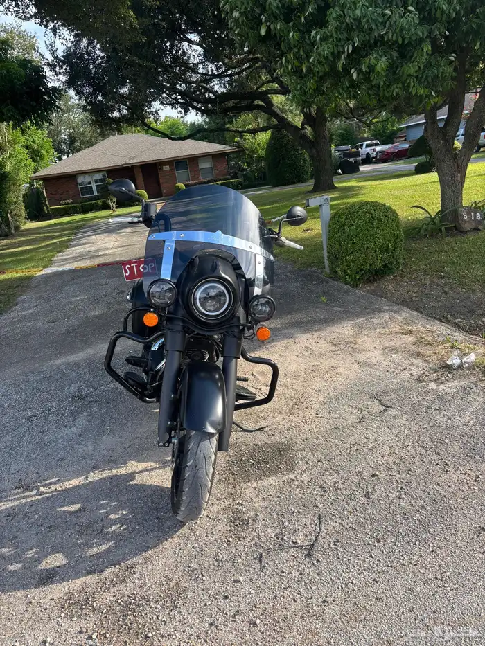 2018 Indian Springfield dark horse 12