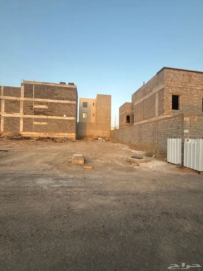 للبيع ارض سكنية في مخطط النبلاء م250 شارع16 غربي خلف نفط 2