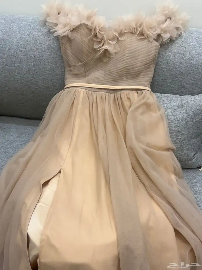 فستان xl للبيع ب 130 0