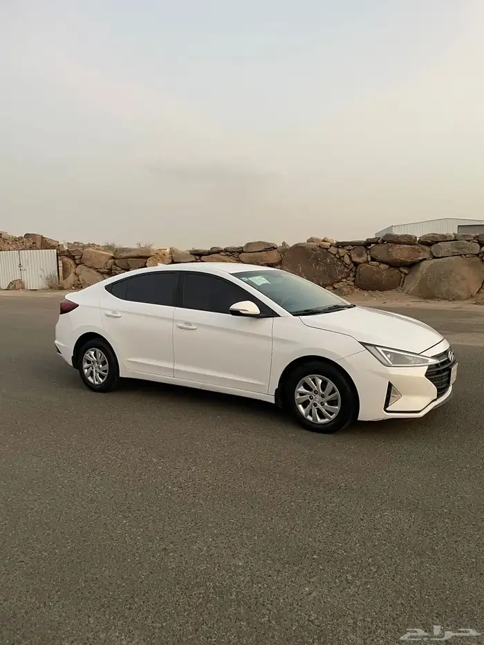 للبيع النترا 2020 استاندر مكينه 2000 3