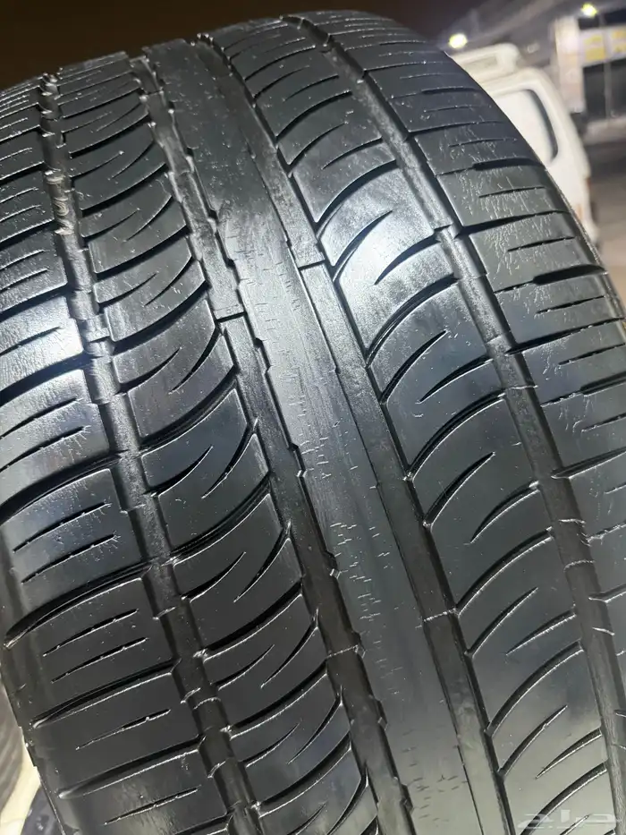 295 40 22 كفرات بريلي جي كلاس مستخدمة نضيفة 0