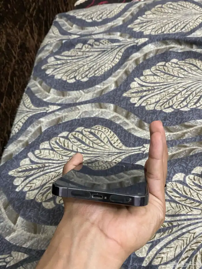 ايفوان14برا ماكس الذاكرة 256 بدون كرتون الجوال نظيف 2