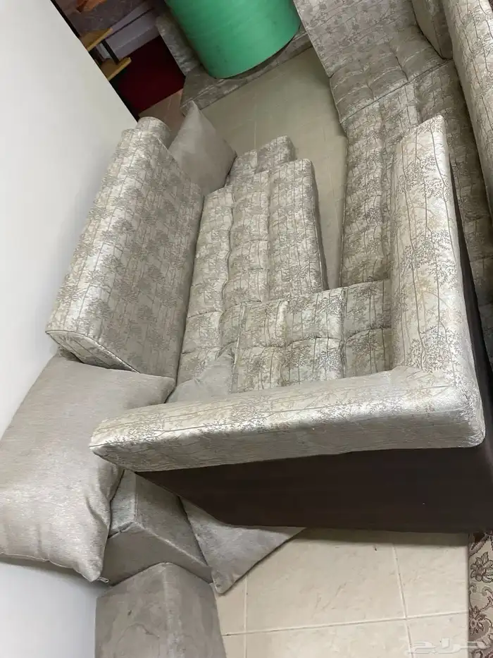 كنب ارضي 0