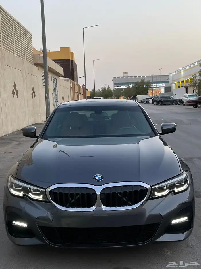بي ام دبليو 2020 300l MG 0