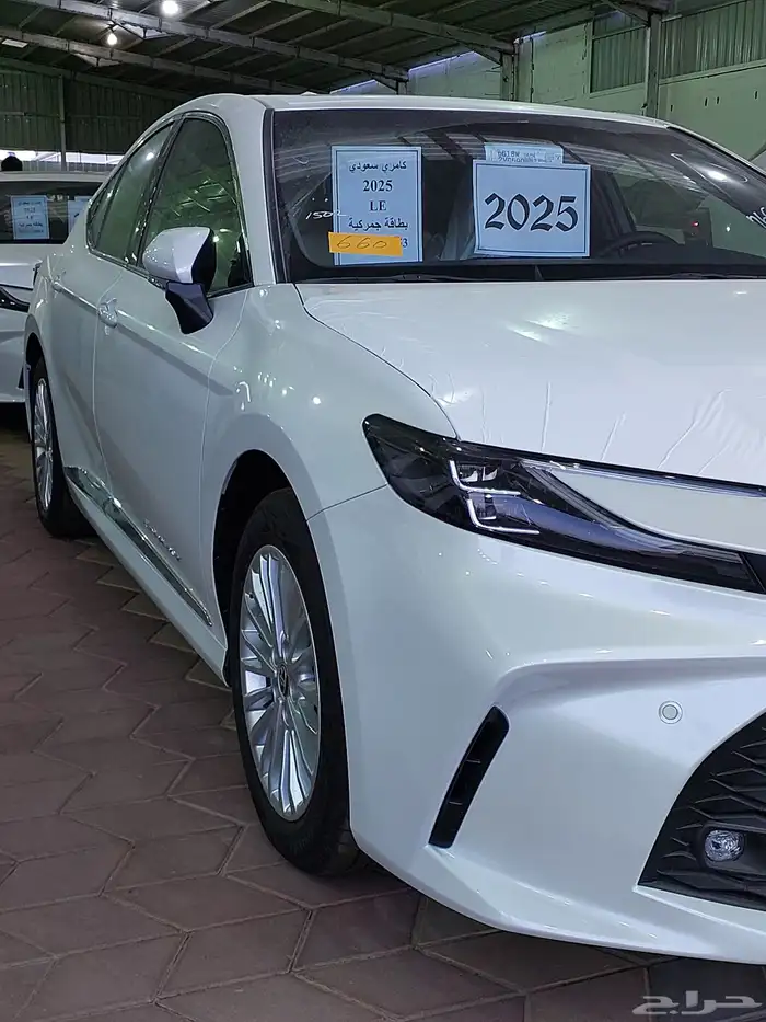 تويوتا كامري LE بنزين 2025-126.000 سعودي 1