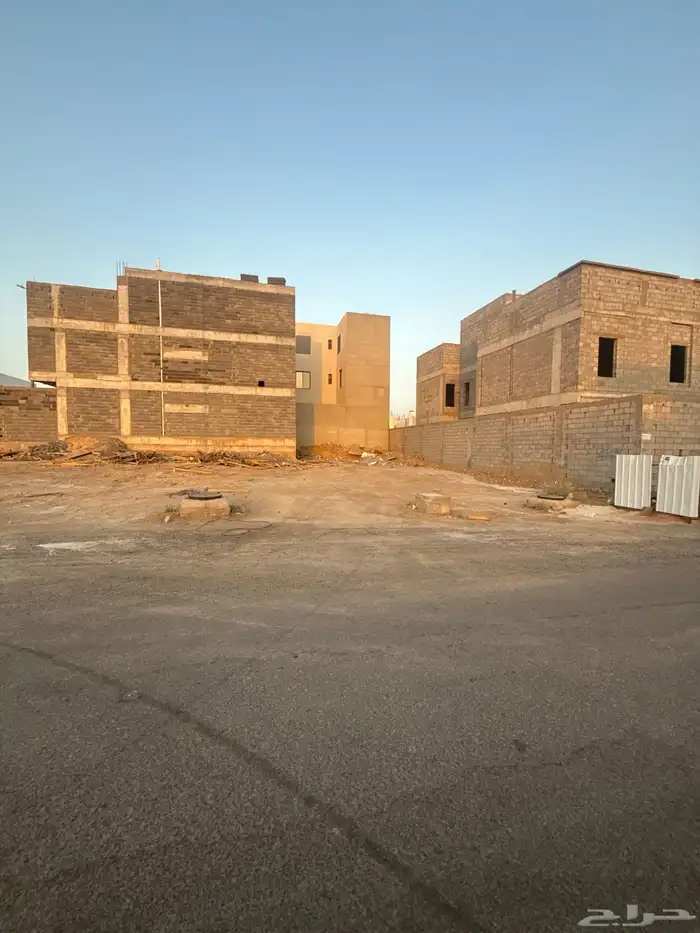 للبيع ارض سكنية في مخطط النبلاء م250 شارع16 غربي خلف نفط 23
