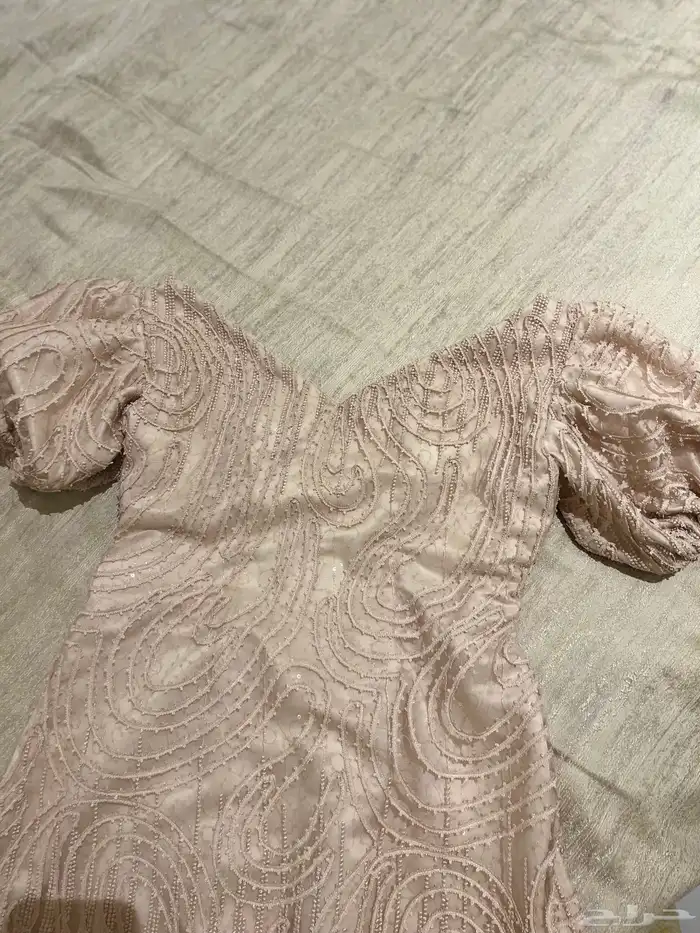 فستان شبه جديد ب 100 ريال 2