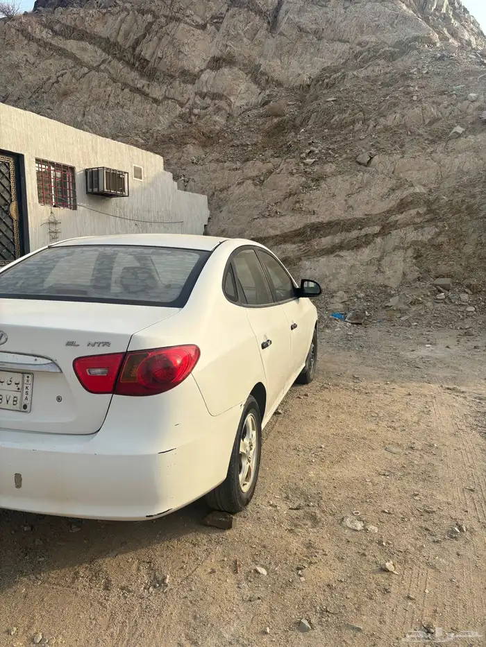 انترا للبيع موديل 2011 ضيفه 2500 قوة المكينه 6