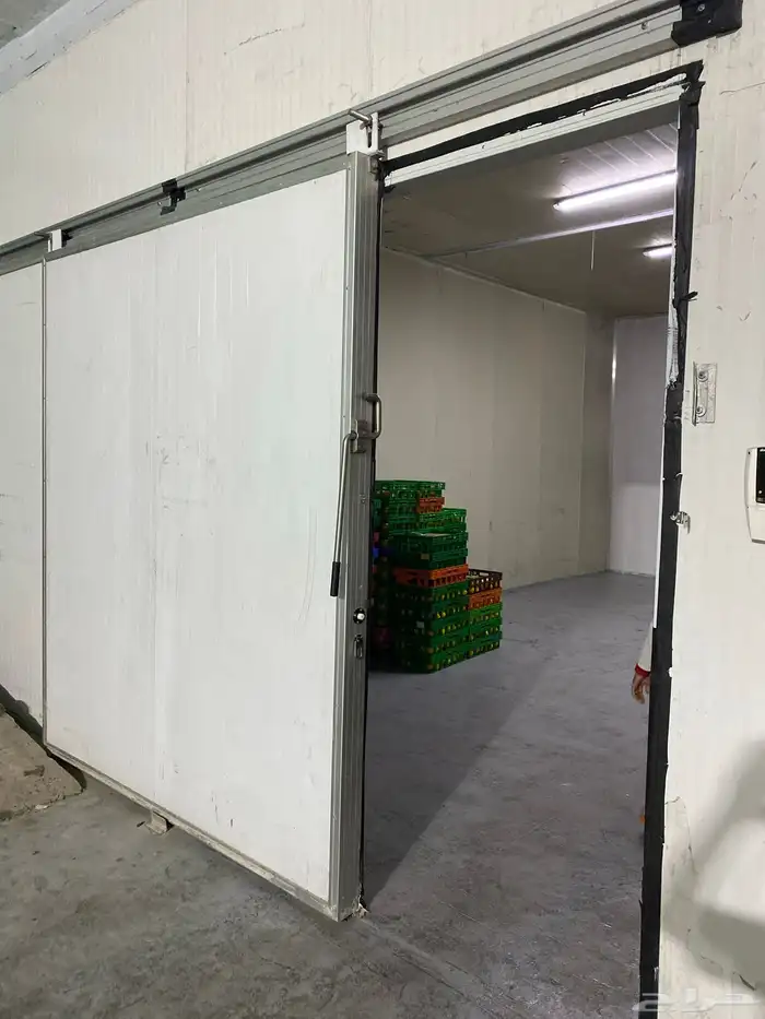 غرف تبريد تجميد لإيجار شهري وسنوي تخزين مواد الغذائيه 0