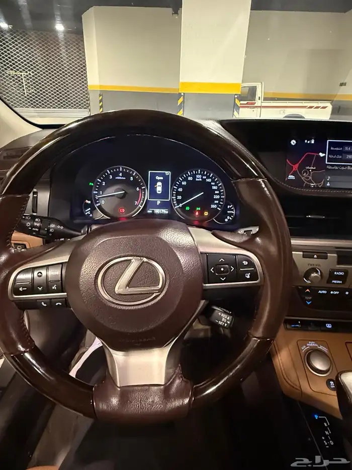 لكزس es350 موديل 2017 23