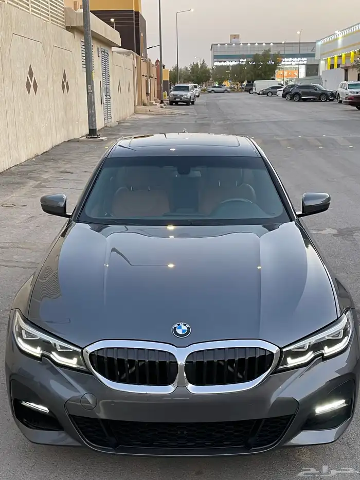 بي ام دبليو 2020 300l MG 14