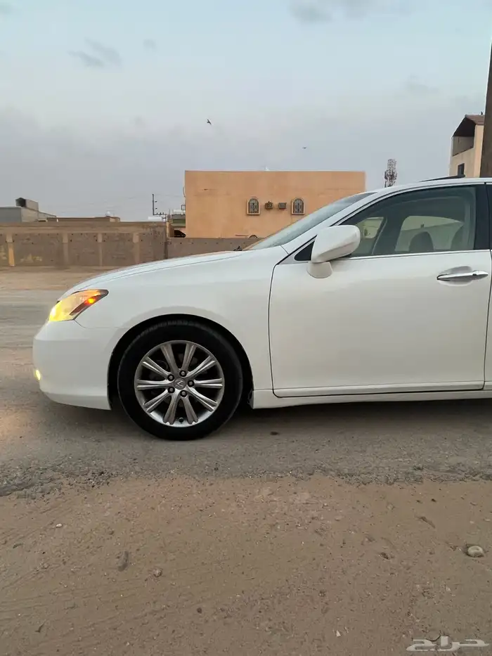 لكزس ES350 5