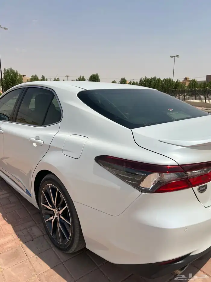 كامري 2022 GLEX هايبرد 9