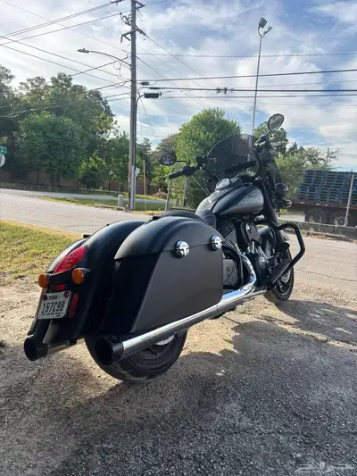2018 Indian Springfield dark horse index