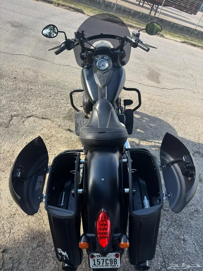 2018 Indian Springfield dark horse 0