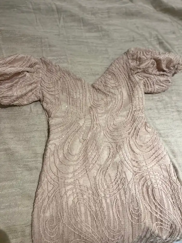 فستان شبه جديد ب 100 ريال 5