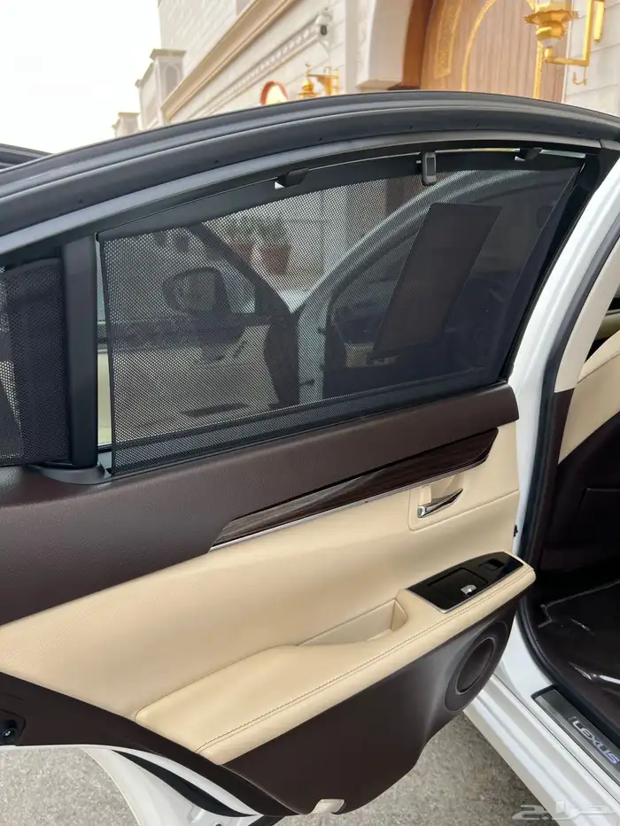 للبيع لكزس ES 350 2017 نظيفه جدا 29