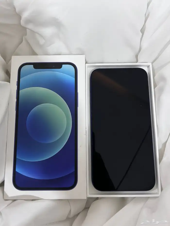 ايفون 12 ازرق نظيف 1