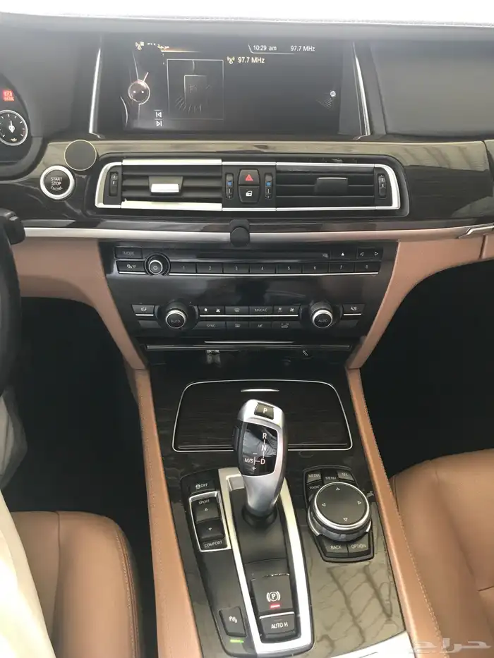 BMW بي ام دبليوا 730Li موديل 2015 24